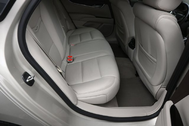 Used 2015 Cadillac XTS FWD image 13