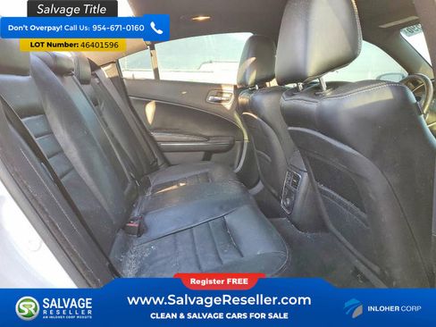 Used 2014 Dodge Charger SXT Plus image 3
