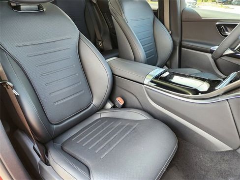 New 2025 Mercedes-Benz GLC 300 4MATIC image 16