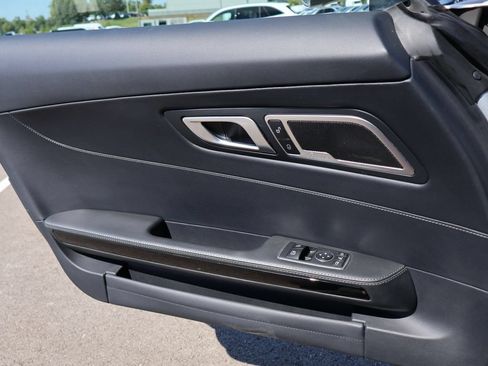 Used 2019 Mercedes-Benz AMG GT Roadster image 36