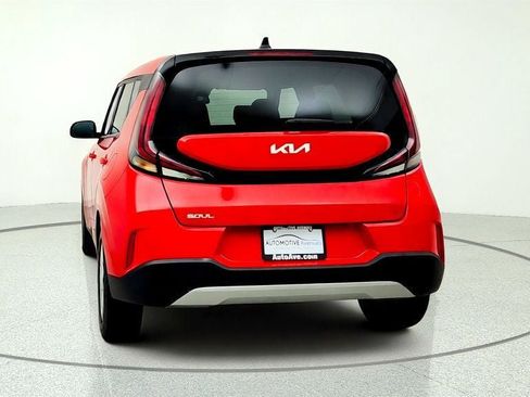 Used 2024 Kia Soul S FWD image 6