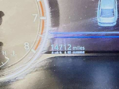 Used 2024 Nissan Altima 2.5 SR FWD image 16