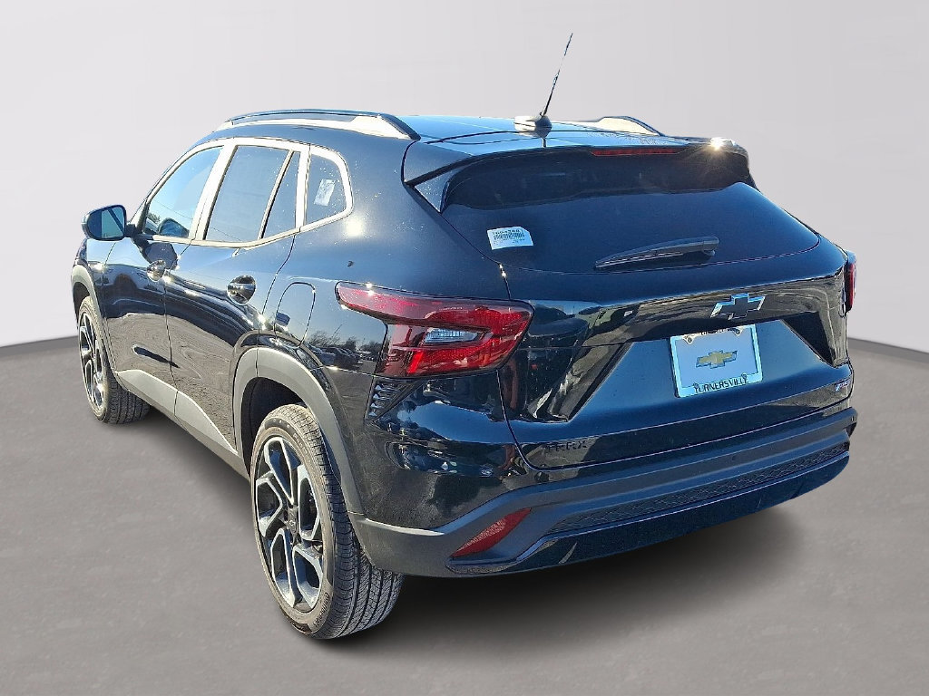 Used 2026 Chevrolet Trax RS w/ Driver Confidence Package FWD image 3