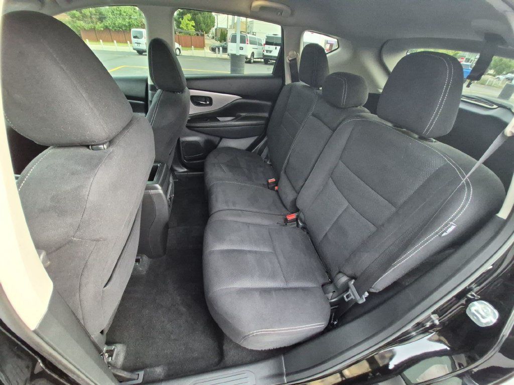 Used 2023 Nissan Murano S FWD image 22