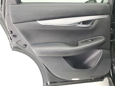Used 2024 INFINITI QX55 Luxe image 16