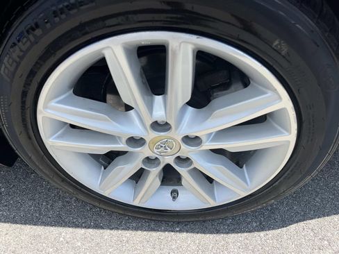Used 2014 Toyota Avalon XLE Premium FWD image 11