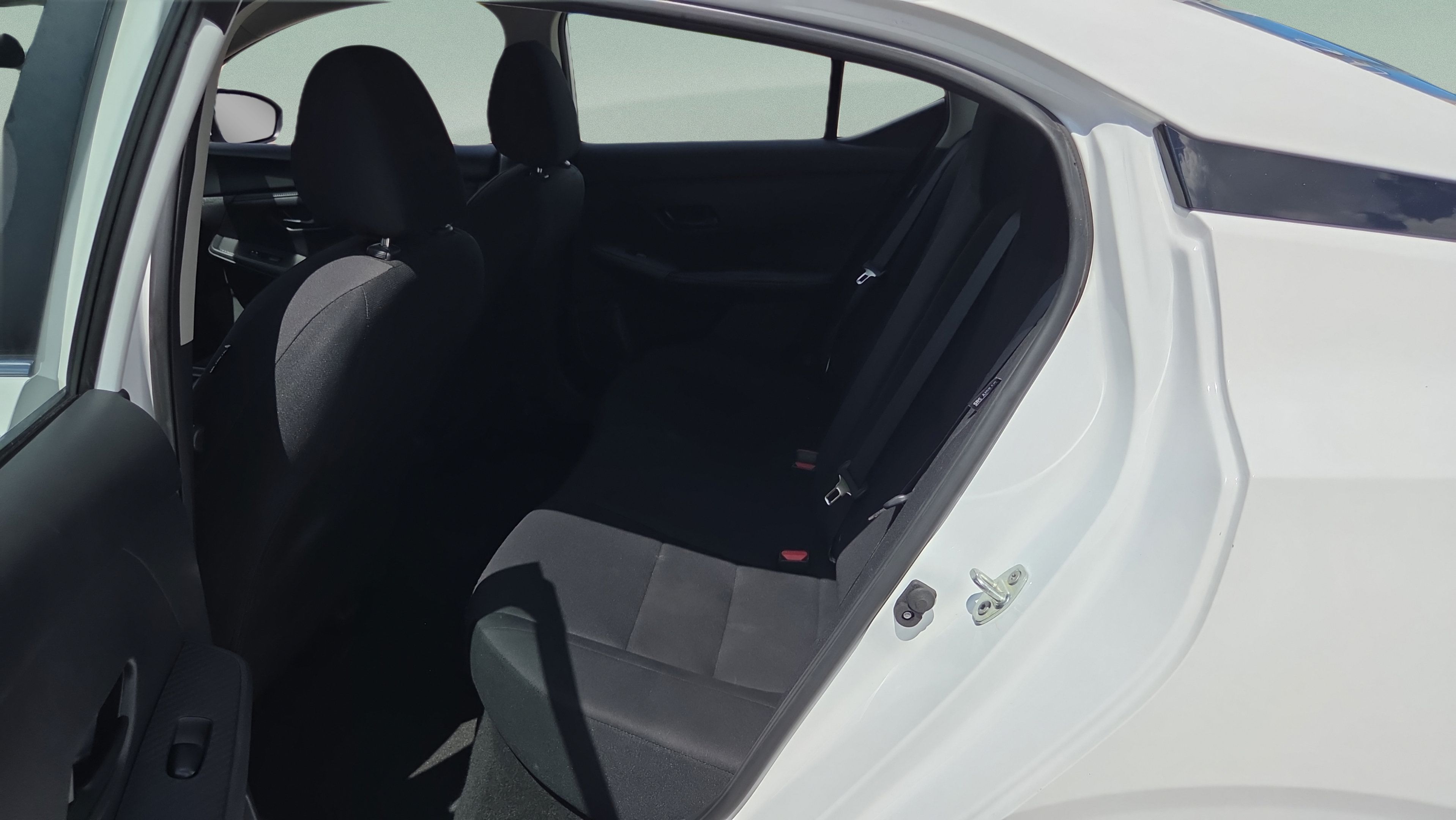 Used 2025 Nissan Sentra S FWD image 10