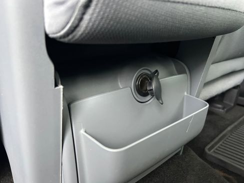 Used 2013 Ford F150 XLT w/ Luxury Equipment Group image 35