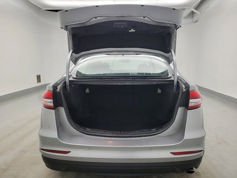 Used 2020 Ford Fusion SE image 29