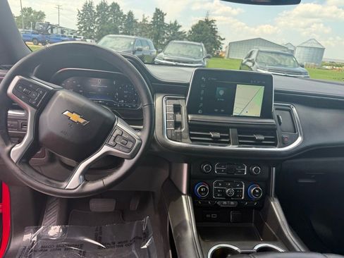 Used 2024 Chevrolet Tahoe LT w/ Luxury Package image 15