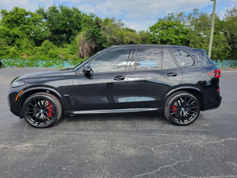 Used 2026 BMW X5 xDrive40i w/ Executive Package image 12