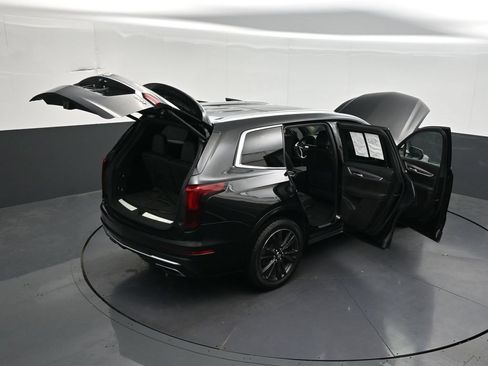 Used 2023 Cadillac XT6 Luxury FWD image 40