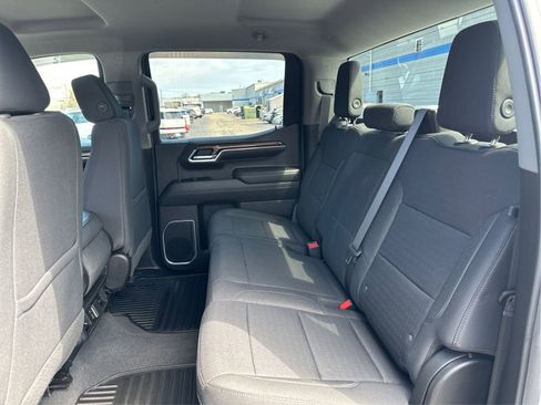 Used 2022 Chevrolet Silverado 1500 LT AWD/4WD image 10