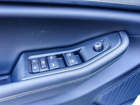 New 2025 Jeep Grand Cherokee Altitude image 21