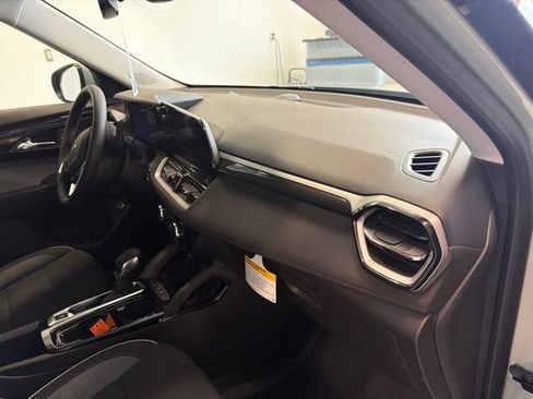 New 2026 Chevrolet TrailBlazer LT w/ Convenience Package AWD/4WD image 26