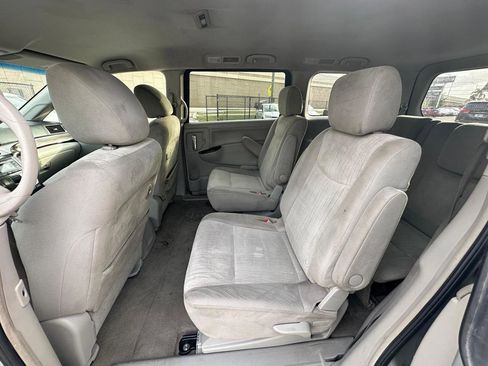 Used 2011 Nissan Quest SV FWD image 18