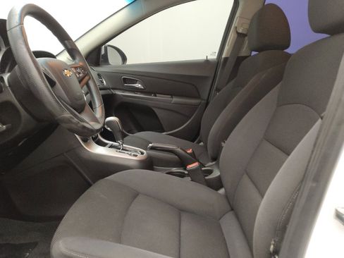 Used 2016 Chevrolet Cruze LT w/ Enhanced Safety Package FWD image 17