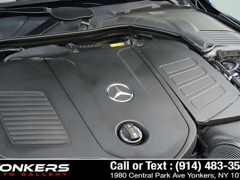 Used 2024 Mercedes-Benz C 300 4MATIC Sedan image 46