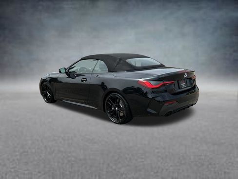 Used 2022 BMW 430i Convertible w/ M Sport Package RWD image 3