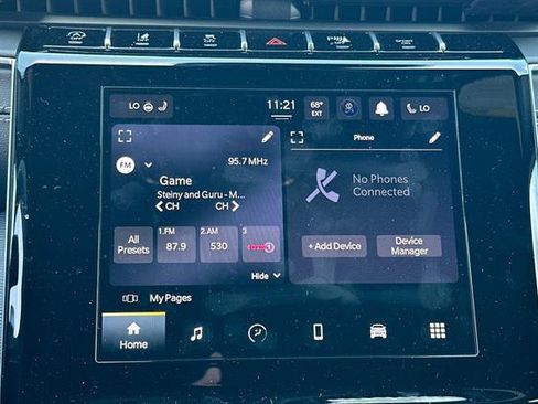 Used 2025 Jeep Grand Cherokee Laredo X w/ Luxury Tech Group I AWD/4WD image 20
