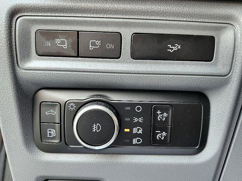 New 2024 Ford F150 XLT w/ Equipment Group 302A MID image 29