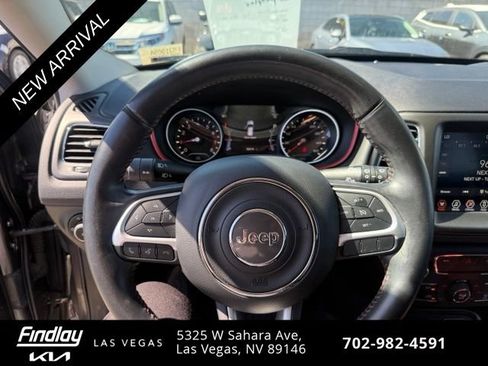 Used 2019 Jeep Compass Trailhawk AWD/4WD image 8