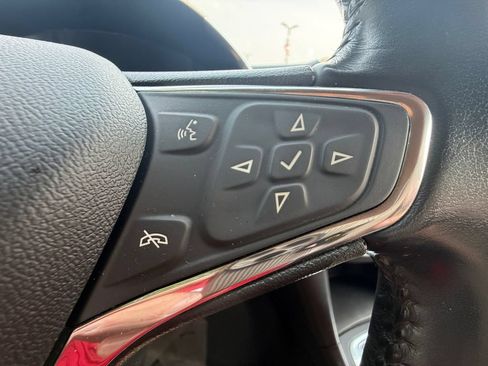 Used 2020 Chevrolet Equinox LT AWD/4WD image 17