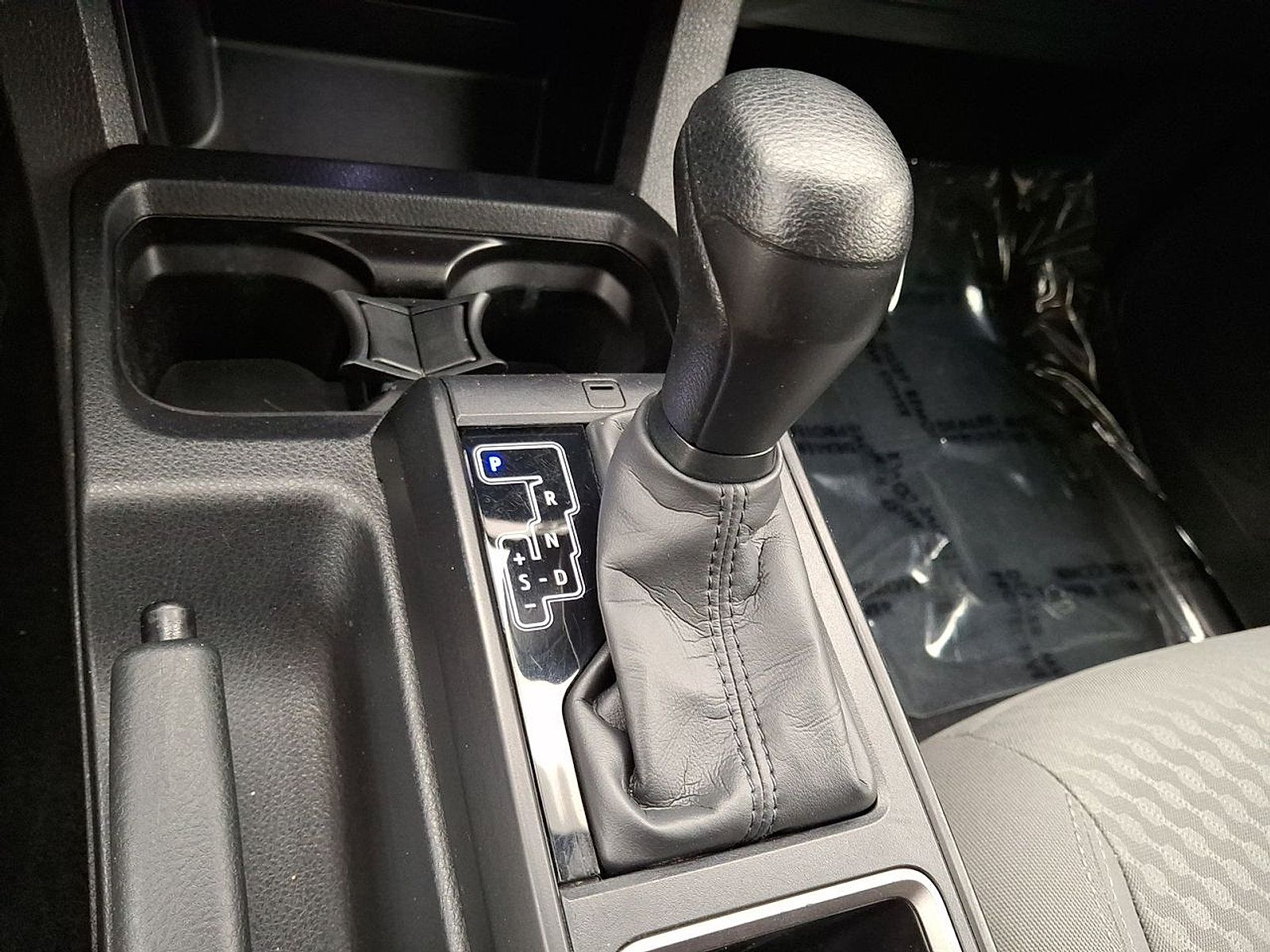 Certified 2023 Toyota Tacoma SR AWD/4WD image 16