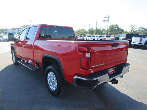 Certified 2022 Chevrolet Silverado 2500 LT w/ Convenience Package AWD/4WD image 9