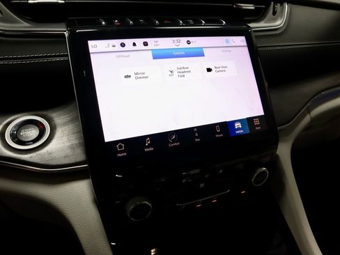 Used 2023 Jeep Grand Cherokee L Overland image 36