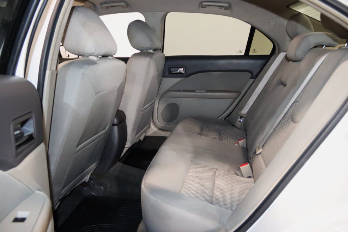 Used 2012 Ford Fusion SE FWD image 42