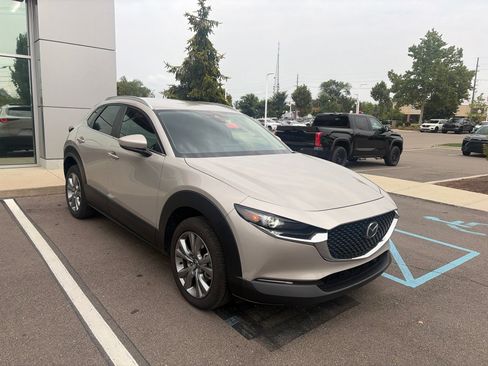 Used 2023 MAZDA CX-30 AWD 2.5 S w/ Select Package image 2