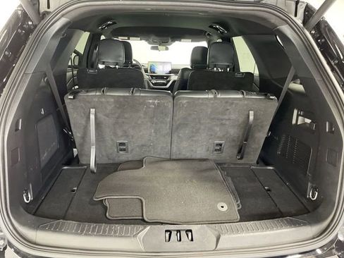 Used 2025 Ford Explorer ST-Line AWD/4WD image 25
