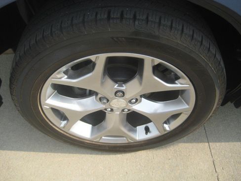Used 2015 Subaru Forester 2.5i Touring w/ Eyesight & Navigation System AWD/4WD image 8