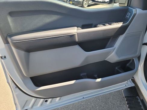 New 2026 Ford F250 XL w/ STX Appearance Package AWD/4WD image 8