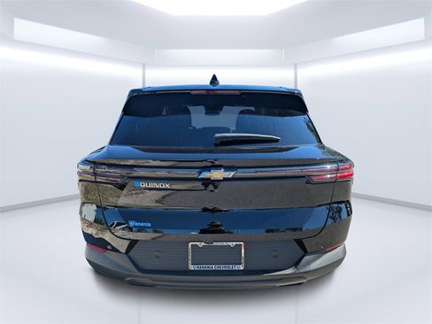 New 2026 Chevrolet Equinox EV LT image 4