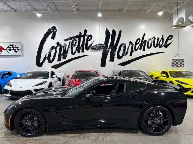Used 2019 Chevrolet Corvette Stingray Coupe w/ 1LT RWD image 2