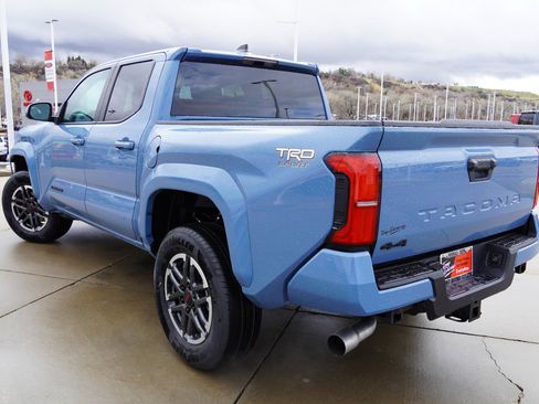 New 2026 Toyota Tacoma TRD Sport image 6