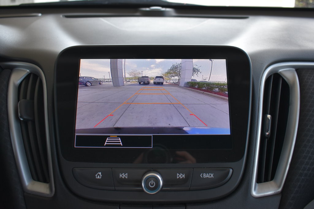 Used 2025 Chevrolet Malibu LT FWD image 19