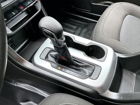 Used 2022 Chevrolet Colorado LT w/ Fleet Safety Package image 16