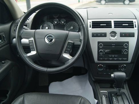 Used 2009 Mercury Milan Premier image 6
