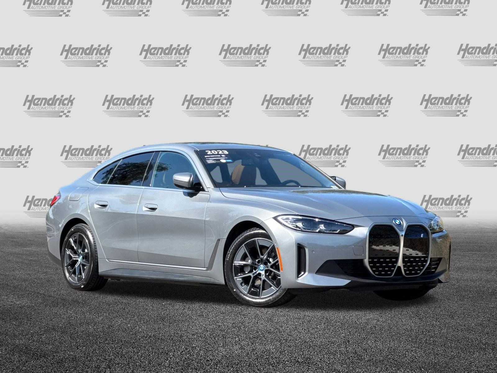Certified 2023 BMW i4 eDrive40 w/ Premium Package RWD image 2
