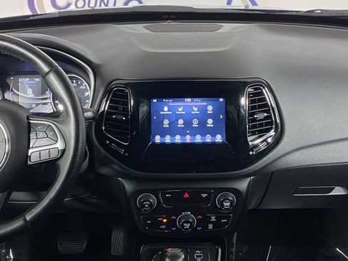 Used 2020 Jeep Compass Latitude AWD/4WD image 13