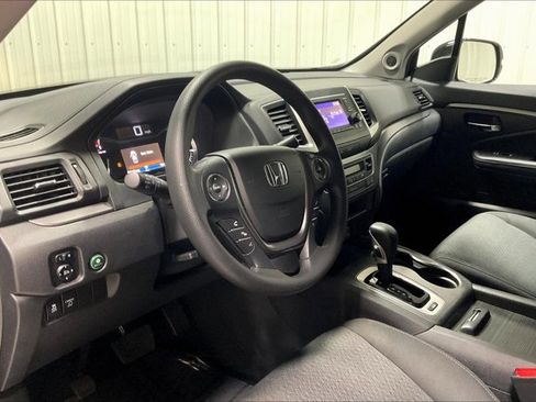 Used 2019 Honda Ridgeline Sport image 14