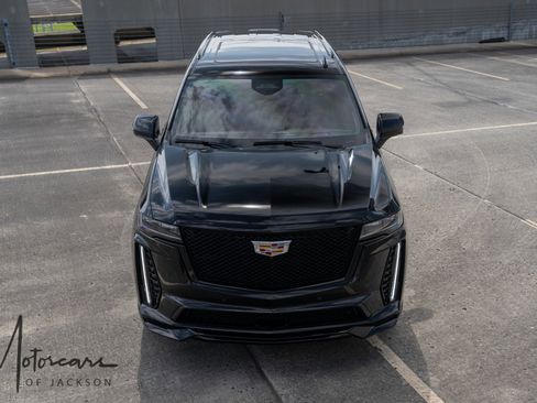 Used 2023 Cadillac Escalade V image 26