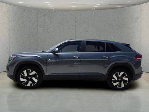 Used 2025 Volkswagen Atlas Cross Sport SE AWD/4WD image 8