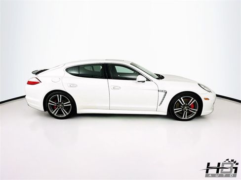 Used 2011 Porsche Panamera Turbo image 5