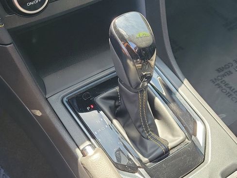 Used 2021 Subaru Crosstrek 2.5i Sport w/ Moonroof Package image 25