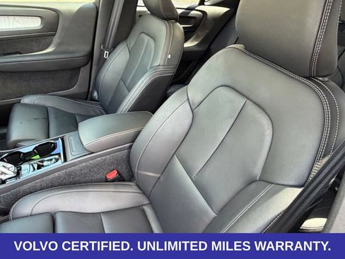 Certified 2026 Volvo XC40 B5 Plus AWD/4WD image 25