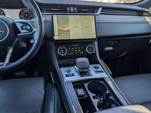 Used 2021 Jaguar F-PACE S AWD/4WD image 20